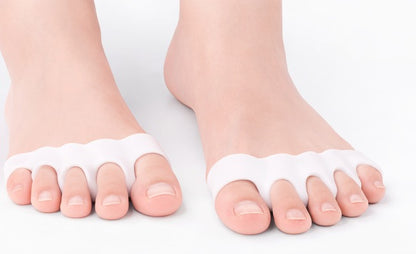 Toe spreader